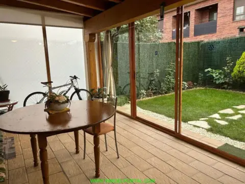 Casa adosada en La Feria