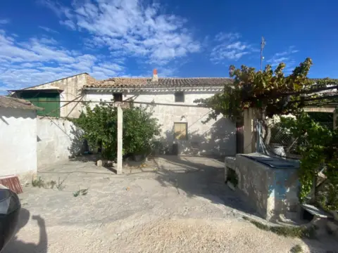 Finca rústica en Moratalla