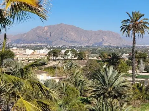 Finca rústica en Avenida de los Pescadores