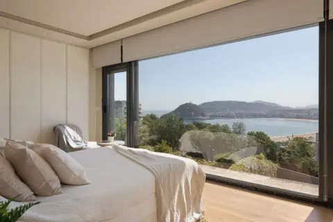 Casa adosada en Camino de Marbil, 29