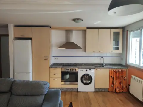 Piso en calle Veiga de Lamas