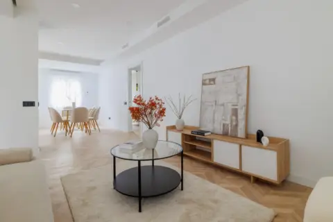 Apartamento en calle del Corazón de María
