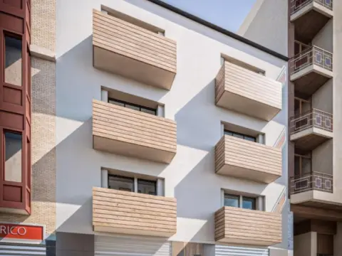 Dúplex en Avinguda del Coronel Molera