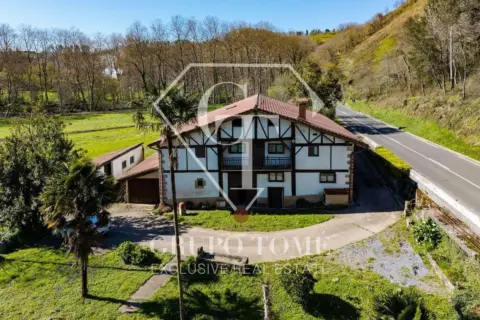 Finca rústica en calle Iru Kantoia, nº 2