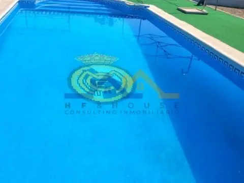 Chalet en Avenida Valdeolivas