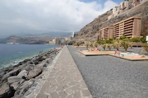 Piso en Avenida de Colón