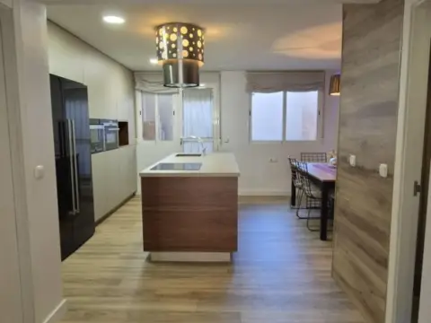 Casa adosada en Carretera Sta. Catalina