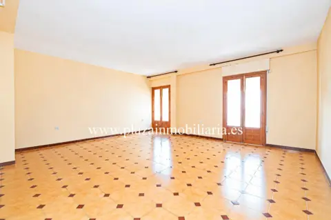 Piso en C-. San Pedro