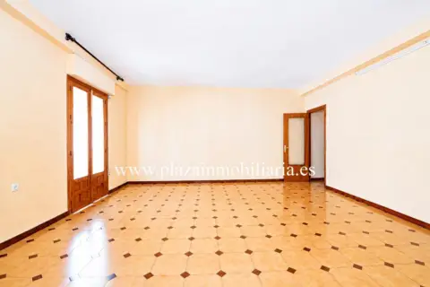 Piso en C-. San Pedro