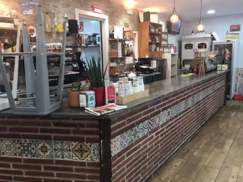 Local comercial en Poligon Santa Eulalia
