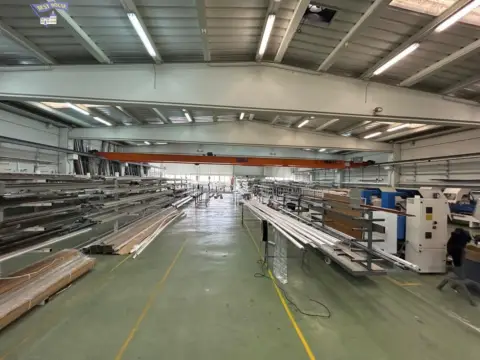 Nave industrial en Mas Rampinyo - Carrerada