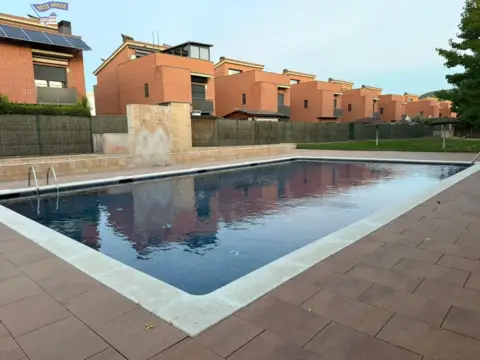 Casa en A  Zona de - Santa Perpètua de Mogoda