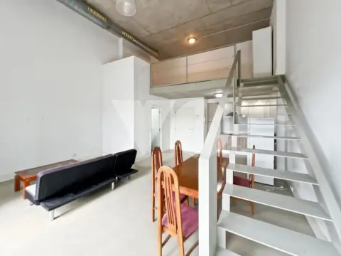 Dúplex en calle Miño