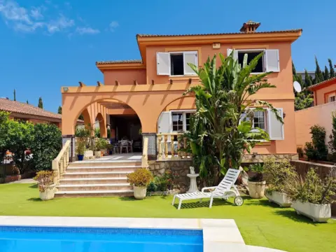 Chalet en calle de los Cedros, 4