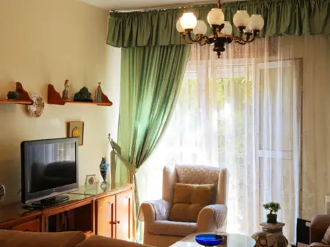 Piso en Avenida María Guerrero, 160