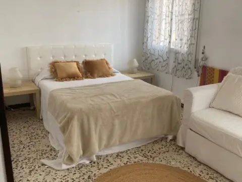 Piso en calle Cardenal Cisneros, 6