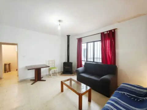 Casa en calle Castellar de Frontera