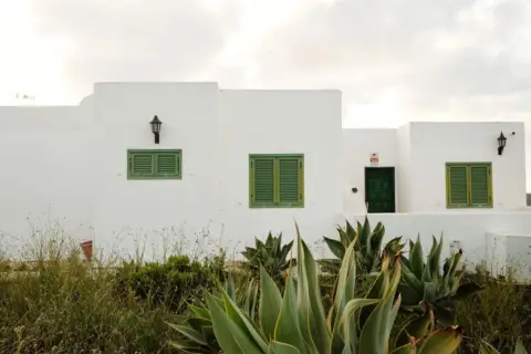 Chalet en calle Montañas Del Fuego, 1