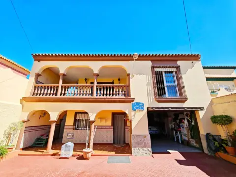 Chalet en calle Cabo Roche