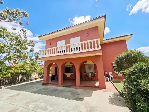 Chalet en calle Colonia San Miguel