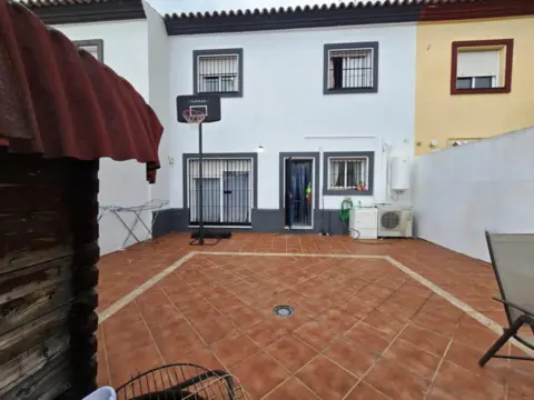 Casa adosada en Espartinas