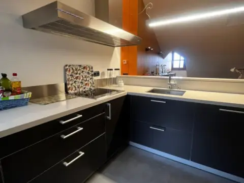 Apartamento en calle Gil y Carrasco