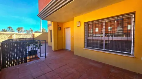 Casa adosada en calle Cesena, 9