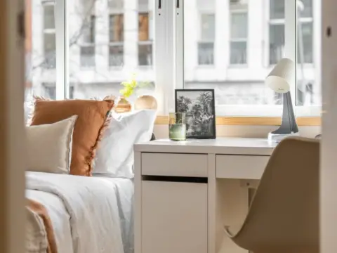 Habitación en Avinguda de la Mare de Déu de Montserrat, 39