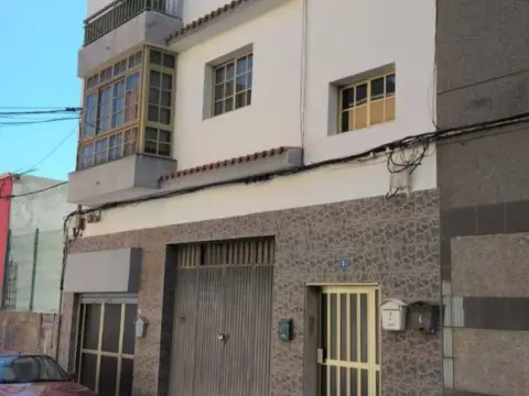 Piso en calle Papagayo, 3