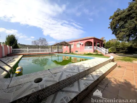 Finca rústica en Urbanización Las Encinas