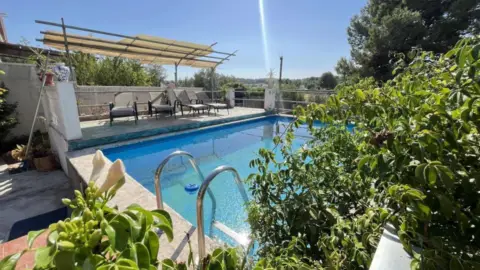 Chalet en Urbanización de Rodana