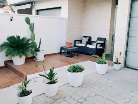 Casa adosada en Sagunto