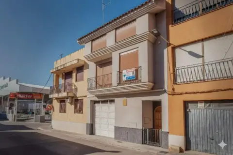 Casa adosada en Carrer Sant Agustí