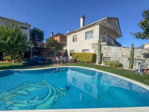 Casa en Ca N Amat 1