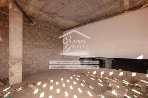 Local comercial en calle Cuba, 2