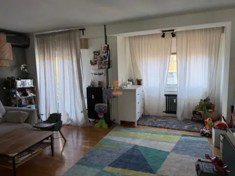 Piso en calle de Miguel Servet