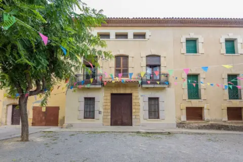 Casa rústica en Plaça de l'Església, 14