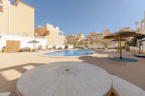 Casa adosada en Bellavista