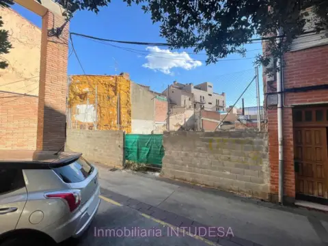 Terreno en calle de Cortesa