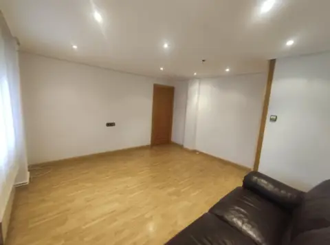 Piso en calle de Santa Rita de Casia