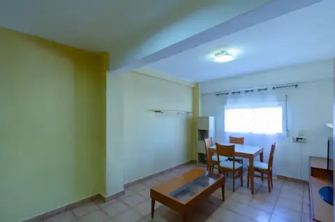 Apartamento en calle del Pintor Portela, 28