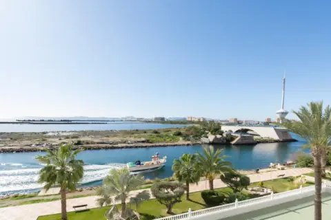 Piso en calle Venecia Azul, nº 1