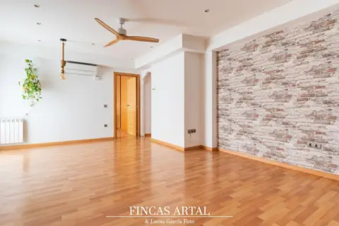 Piso en calle de la Florida