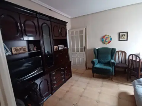 Casa adosada en Travesía de Críspulo Hernansanz