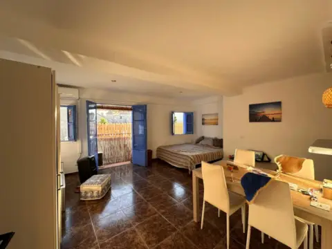Estudio en Dalt Vila - La Marina
