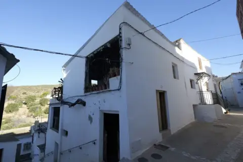 Casa pareada en calle de la Acequia, 18