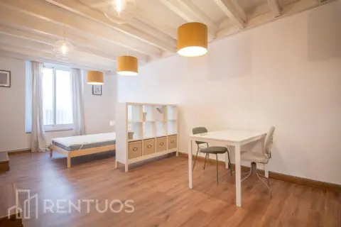 Estudio en Carrer de Ferran