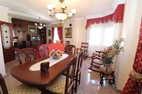 Casa adosada en Alhaurín El Grande