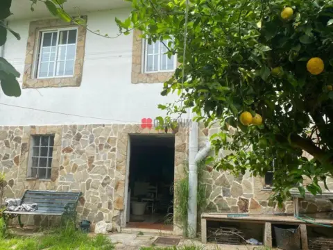 Chalet en calle de Lamas de Abade