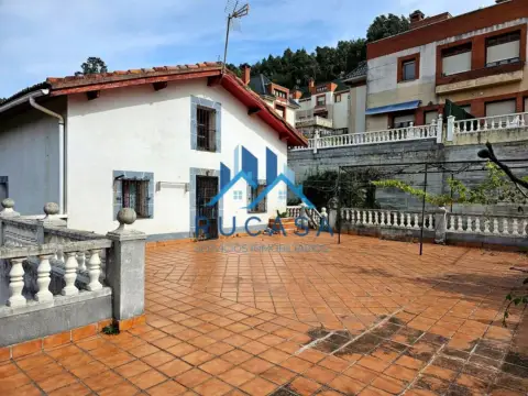 Chalet en Barrio Baltezana